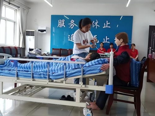 麟游縣中心敬老院開展實際操作培訓，全面提升護理機構服務質量